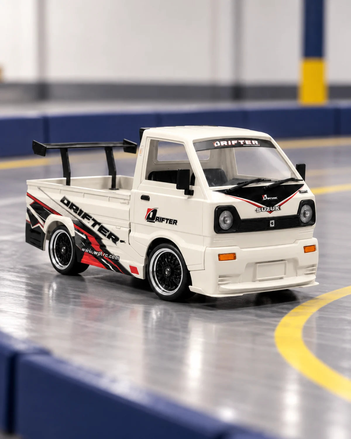 Neon Drift 10 — mise en situation