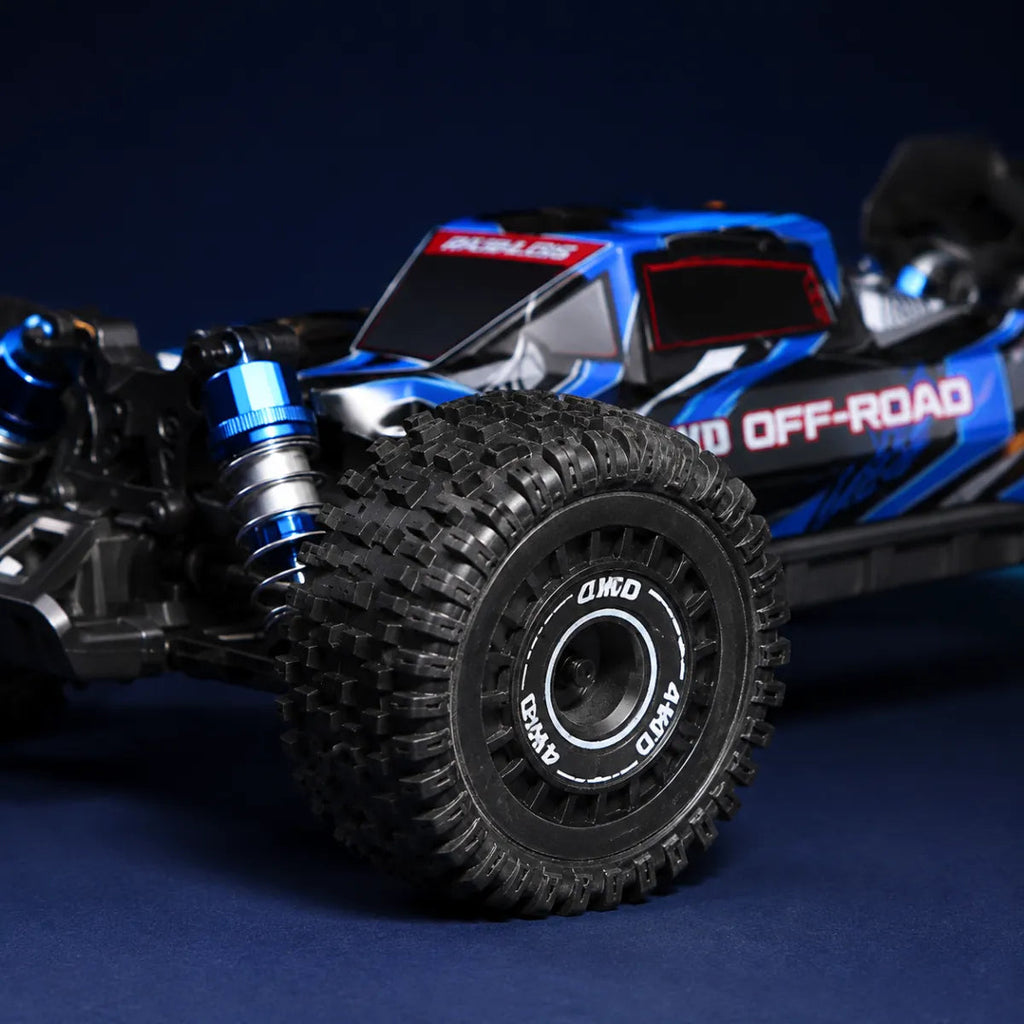 MJX Hyper Go 16207 — voiture RC tout-terrain 1/16 — gros plan de la carrosserie et des pneus — Gift Mello