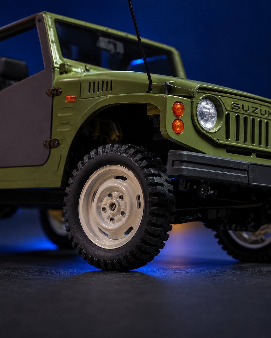 Voiture télécommandée crawler 1/10 – Summit Scout 10 — detail — Gift Mello