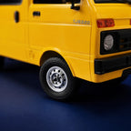 WPL D42 Van RTR — voiture RC route 1/10 — gros plan de la carrosserie et des pneus — Gift Mello