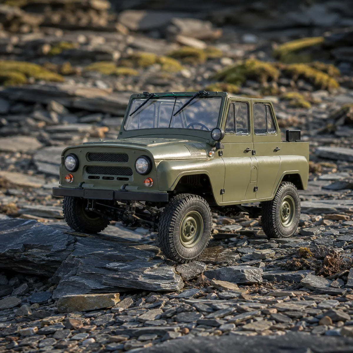 WPL C94 UAZ-469 RTR — voiture RC crawler 1/12 — mise en situation miniature — Gift Mello